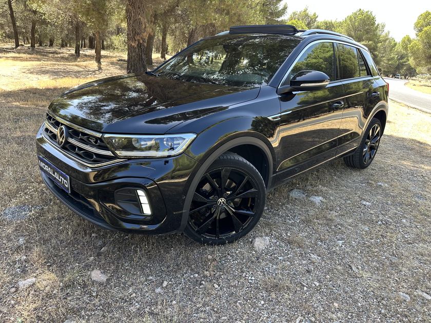 Volkswagen T-Roc — foto 1